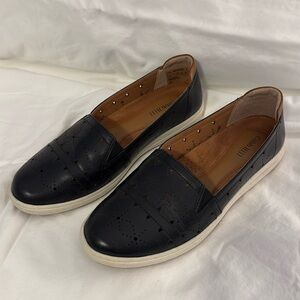 Cobb Hill Bailee Slip On. Black. Size 6.5 M